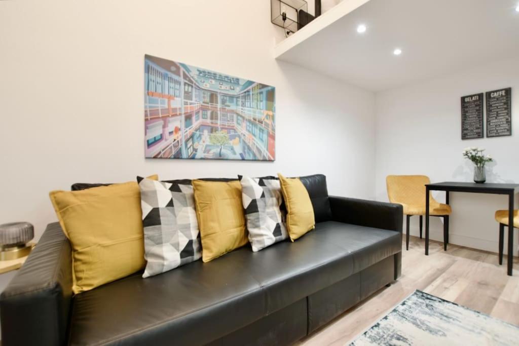 Premium Apartment By Hi5- Brody Street Budapesta Exterior foto