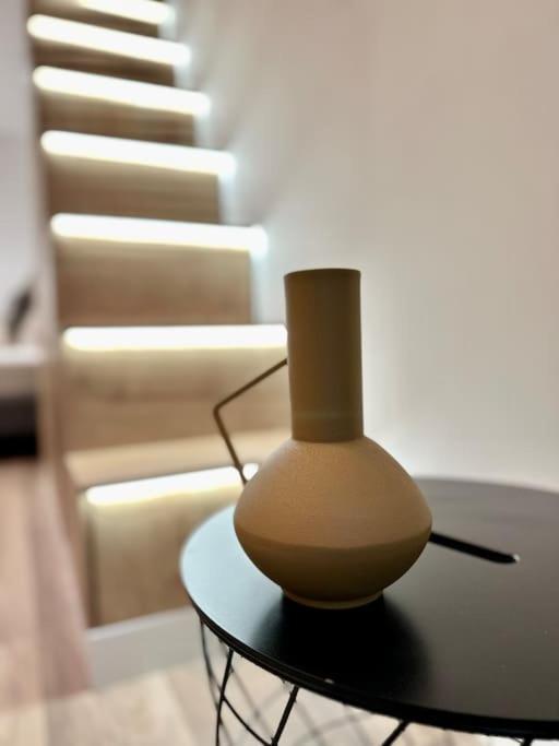 Premium Apartment By Hi5- Brody Street Budapesta Exterior foto