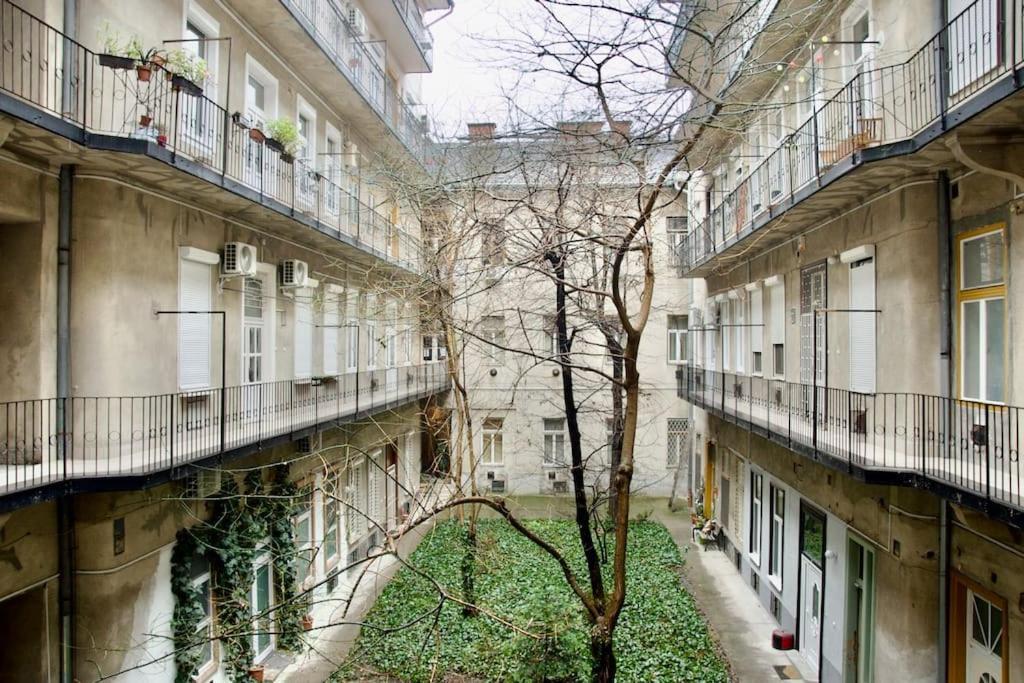 Premium Apartment By Hi5- Brody Street Budapesta Exterior foto